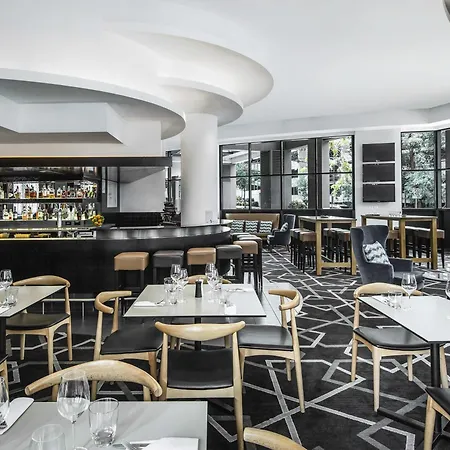 Mantra Parramatta-3